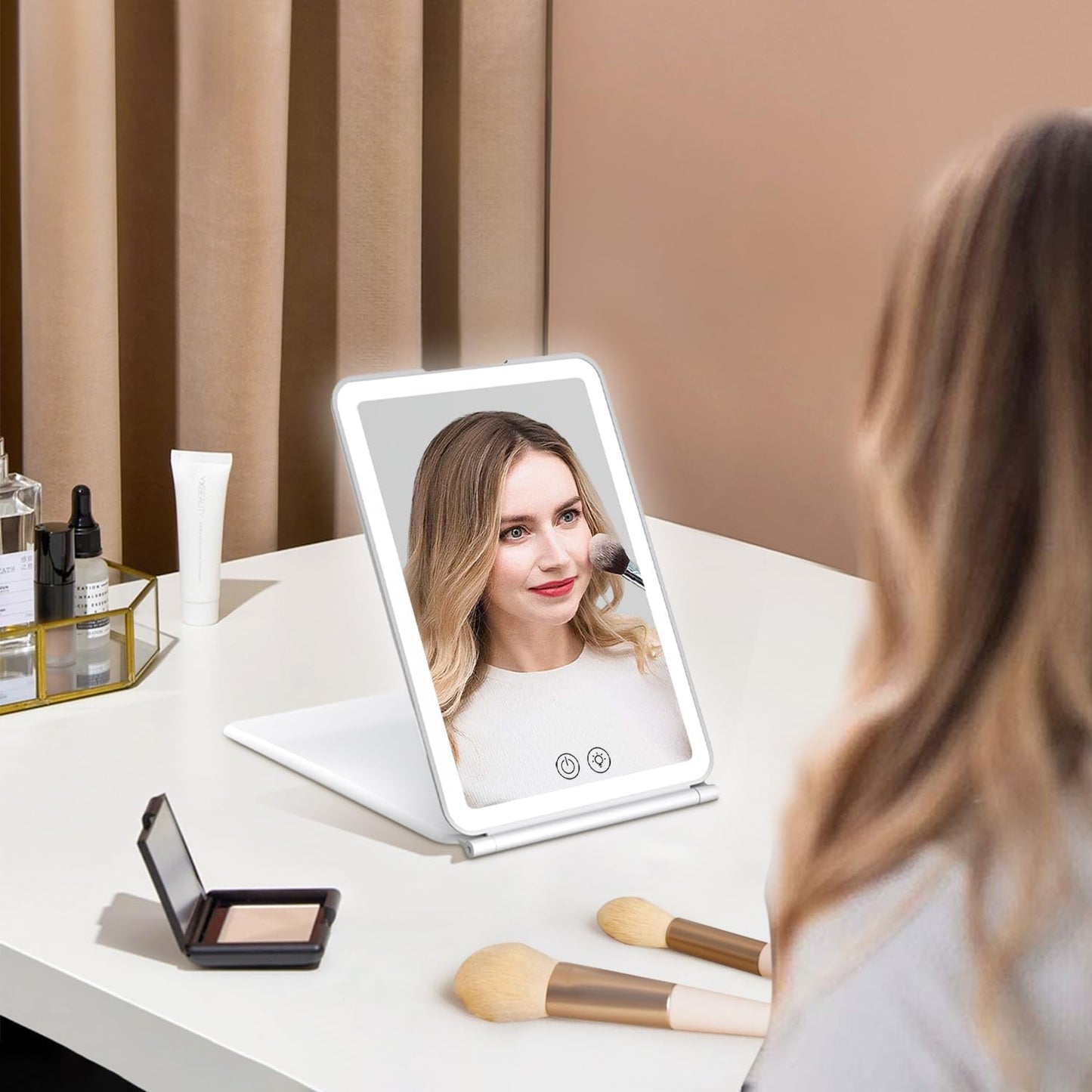 Travel Makeup Mirror with Lights & 3X Magnification – White